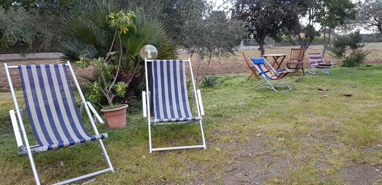 Pareja Apartment Orosei Bagian luar foto