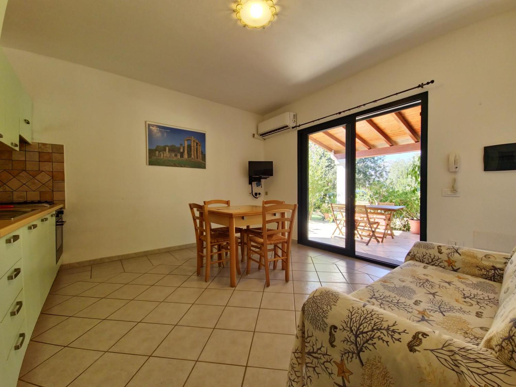 Pareja Apartment Orosei Bagian luar foto