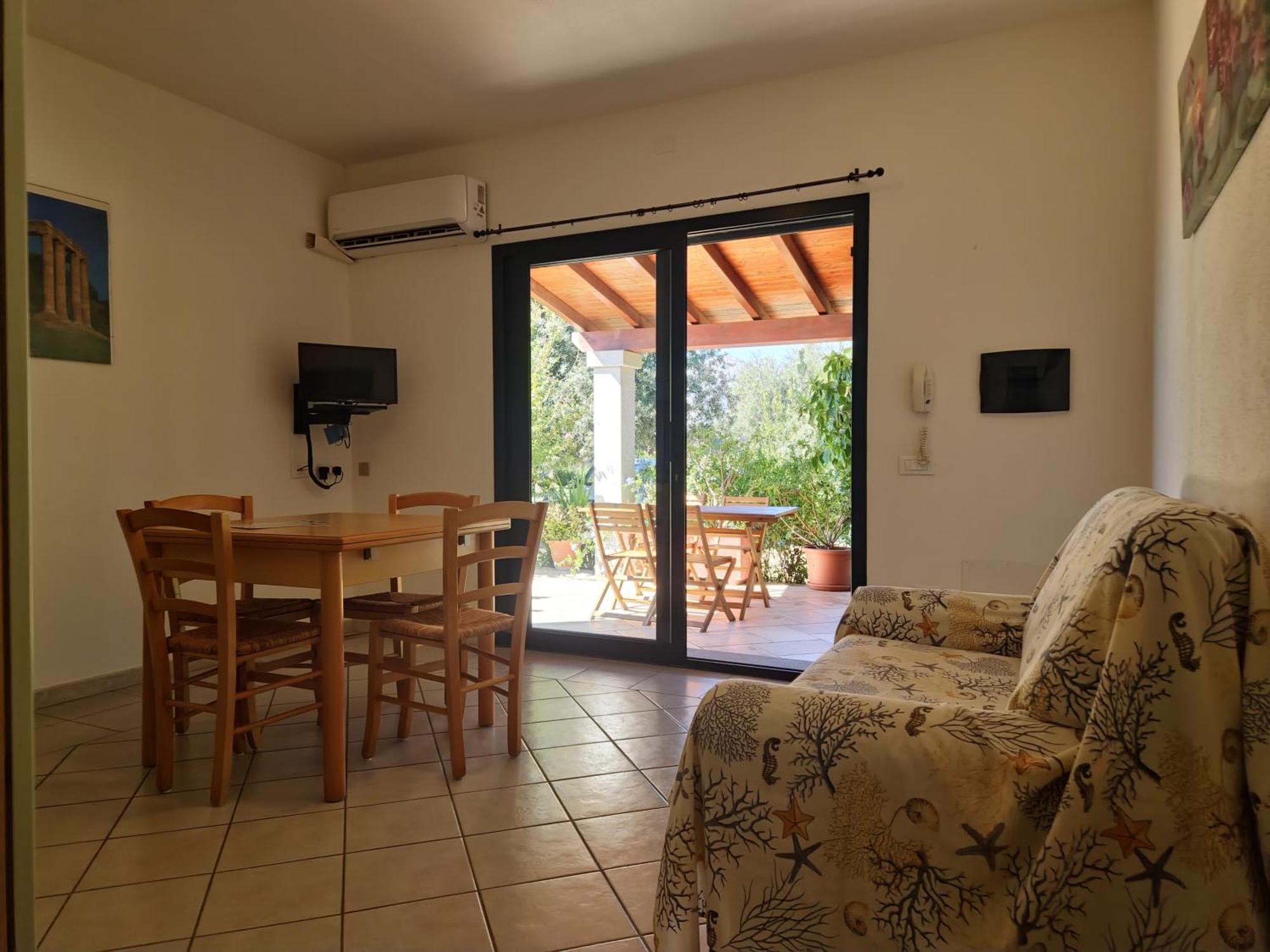 Pareja Apartment Orosei Bagian luar foto